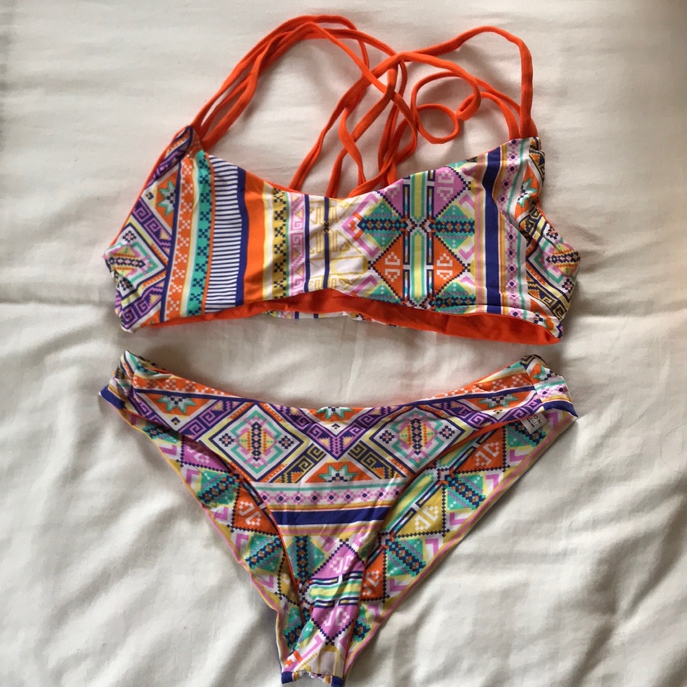 Khongboon Swim